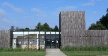 Finger jointed cladding in Chestnut